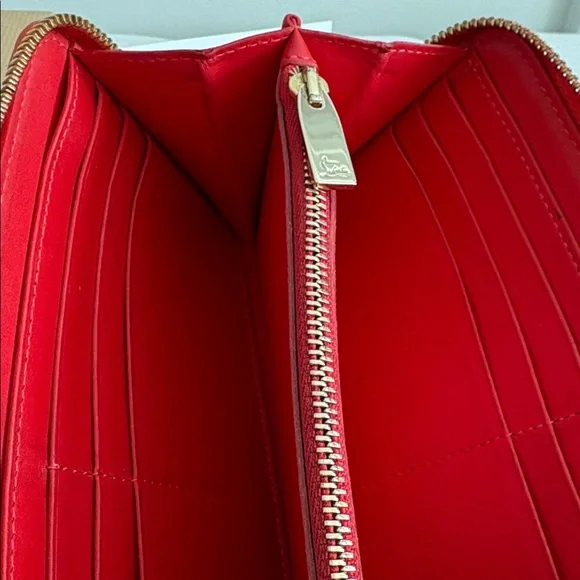 CHRISTIAN LOUBOUTIN Panettone wallet with spikes - Picture 14 of 16